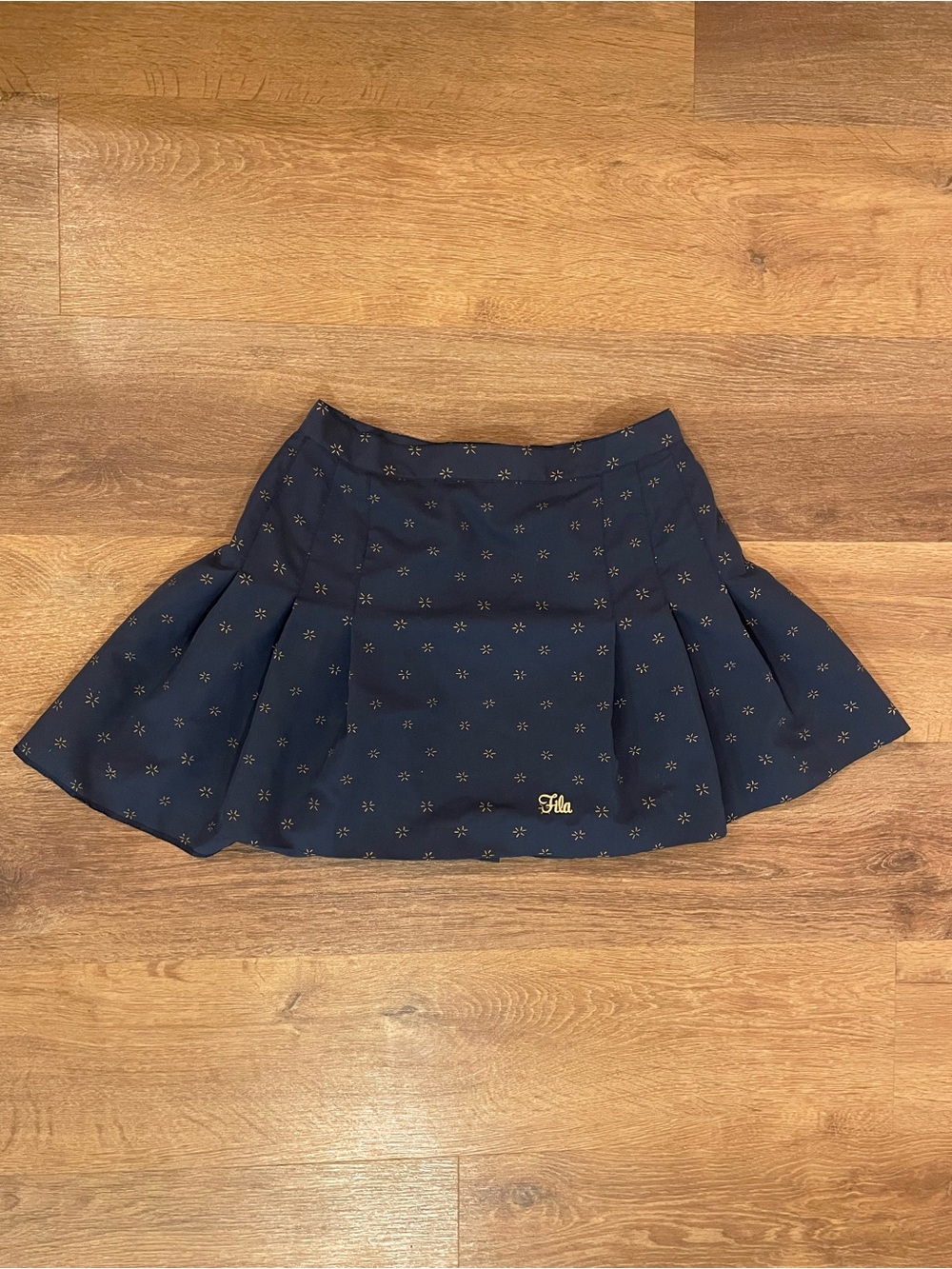 Fila Blue Pleated Athletic Tennis Skirt with Gold Floral Micro Print Women’s 6